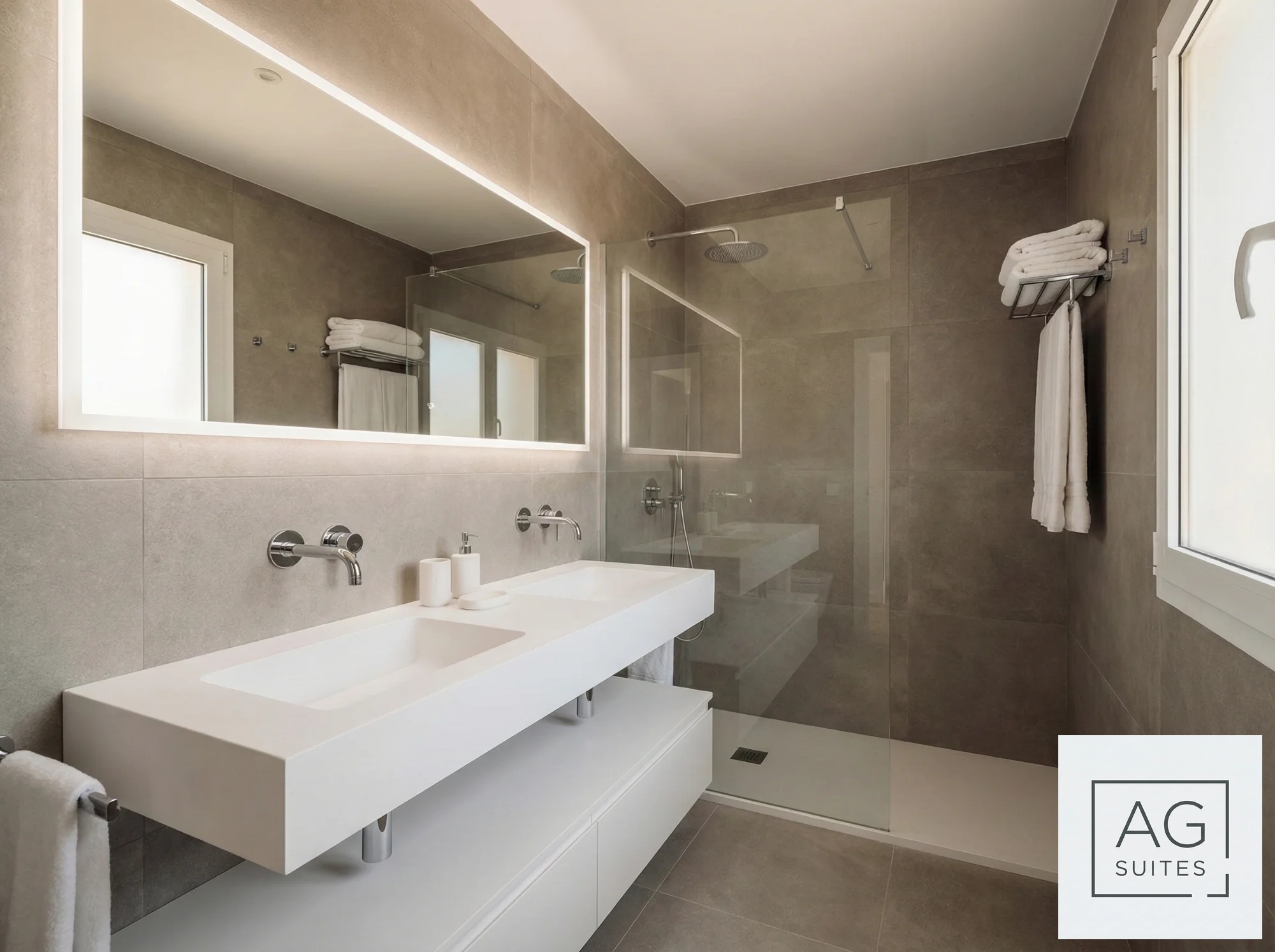 Apartment Artemis bathroom with walk-in shower